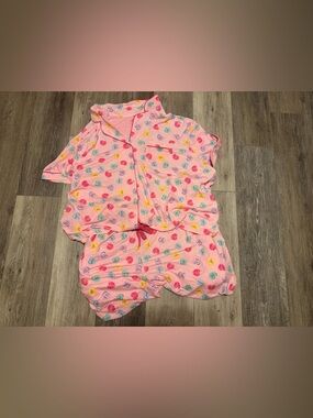 READ CAREFULLY! Disney Parks Valentines PJ’s Short Sleeve Top 2X Pants 3X NWT!